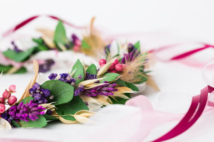 Blumenkranz für Haar | Eukalyptus & Schleierkraut
