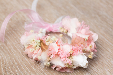 Blumenarmband rosa weiß Trauzeugin