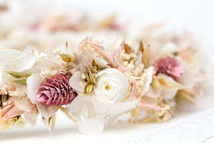dauerhafter blumenkranz zur hochzeit