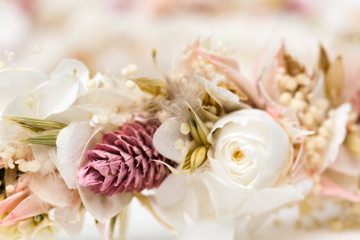 dauerhafter blumenkranz zur hochzeit