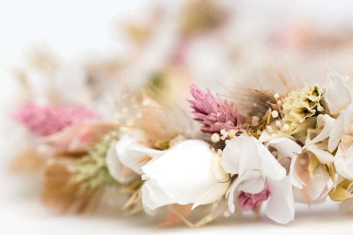 dauerhafter blumenkranz zur hochzeit