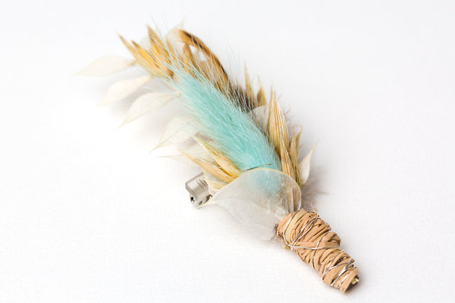 Anstecker zur Hochzeit in blau