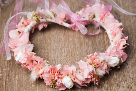 blumenkranz langhaltend hochzeit dirndl