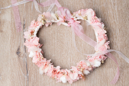 blumenkranz langhaltend hochzeit dirndl