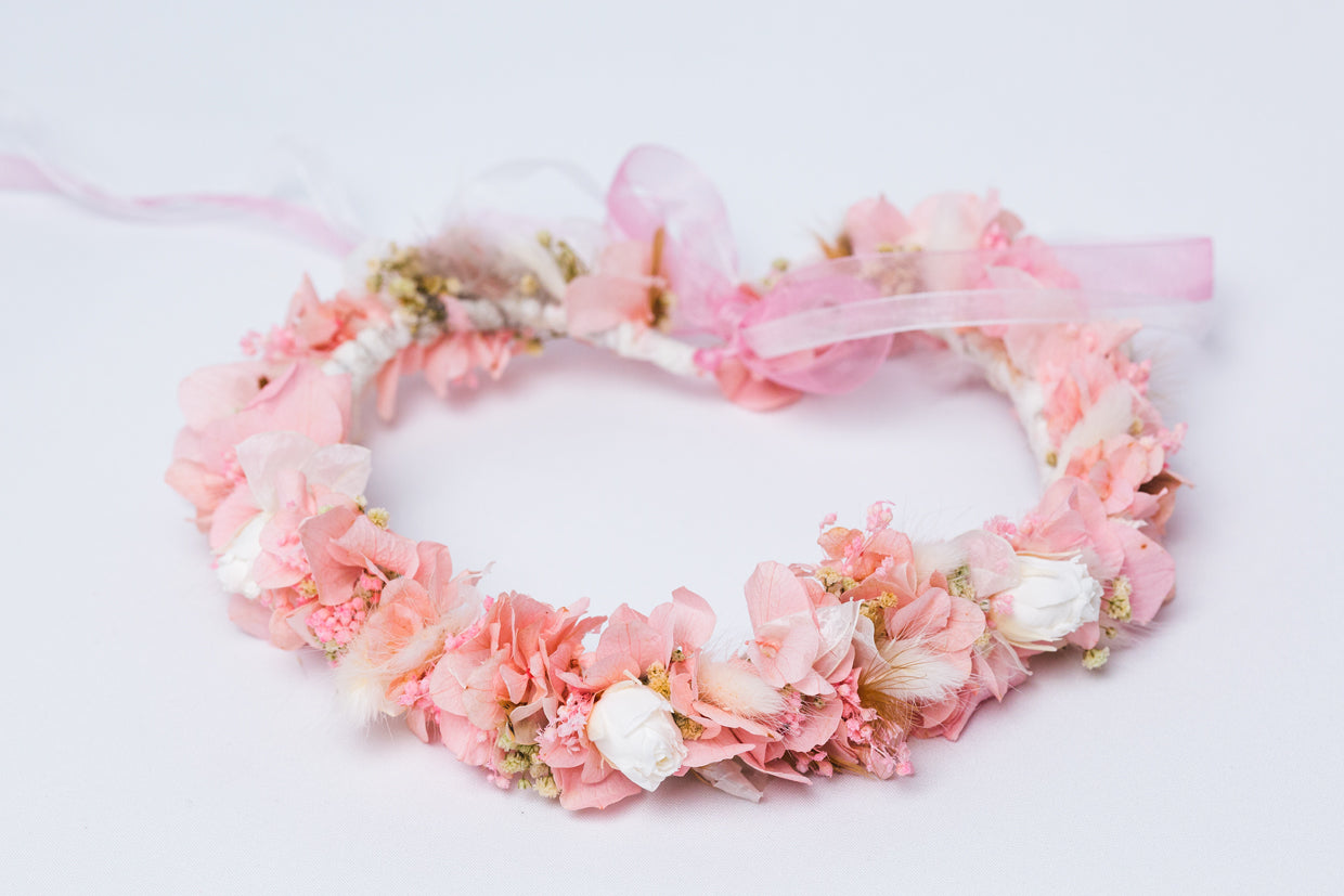 blumenkranz langhaltend hochzeit dirndl trockenblumen