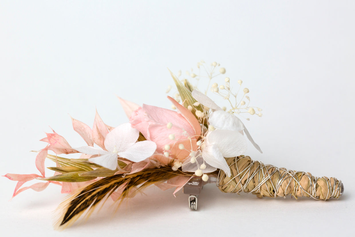 Anstecker für den Bräutigam zur Hochzeit