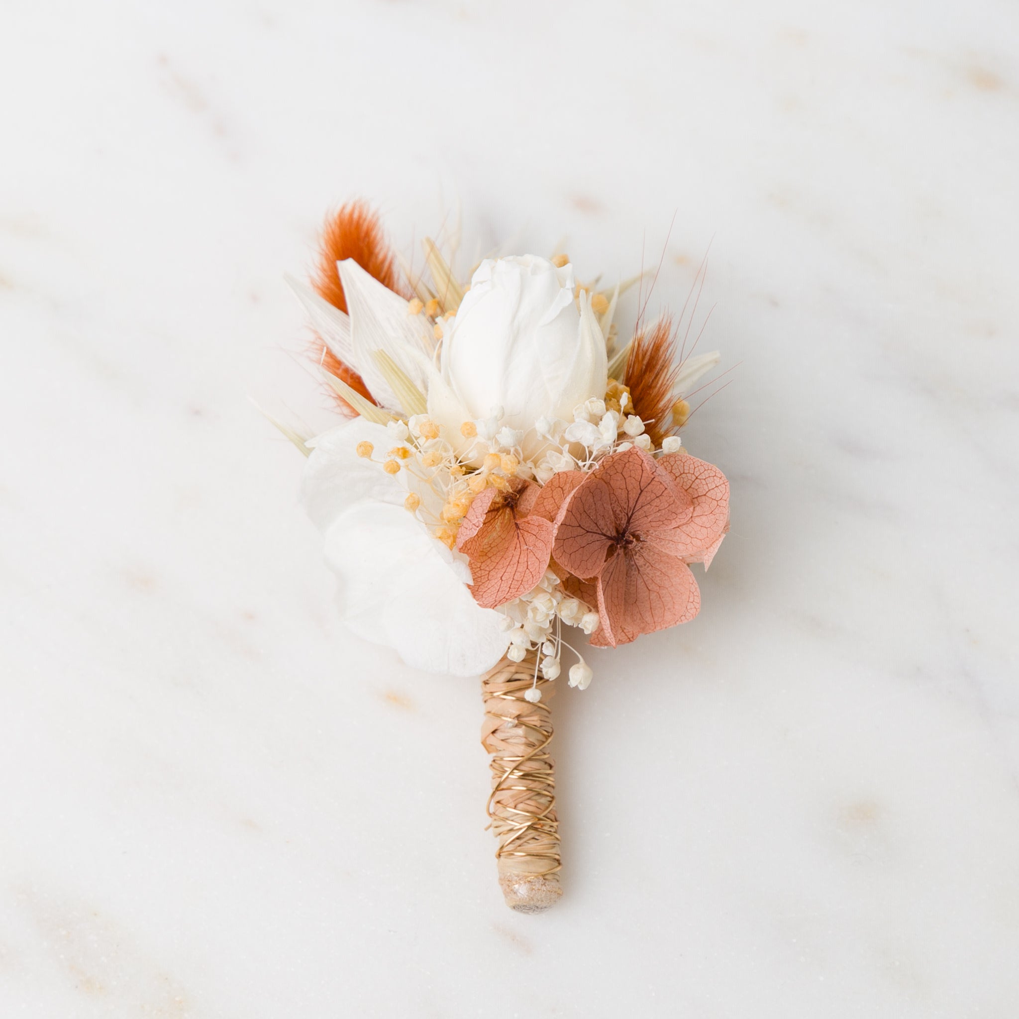 Trockenblumen Anstecker | zarte Rot, Rose & Aprikot Töne