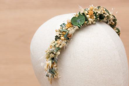 haarreif trockenblumen dirndl