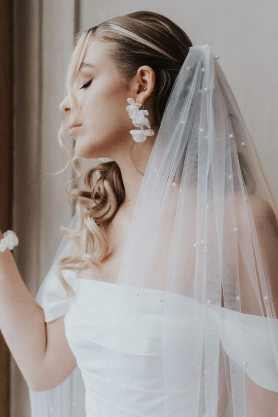 weiße blumen ohrringe hochzeit