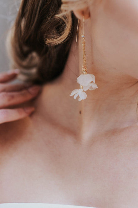 weiße blumen ohrringe