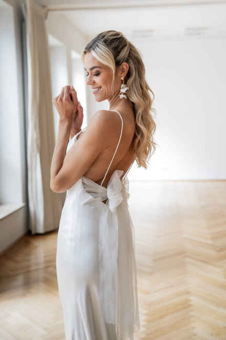 weiße blumen ohrringe hochzeit