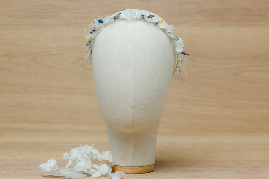 blumen haarreifen dirndl brautschmuck haare trockenblumen