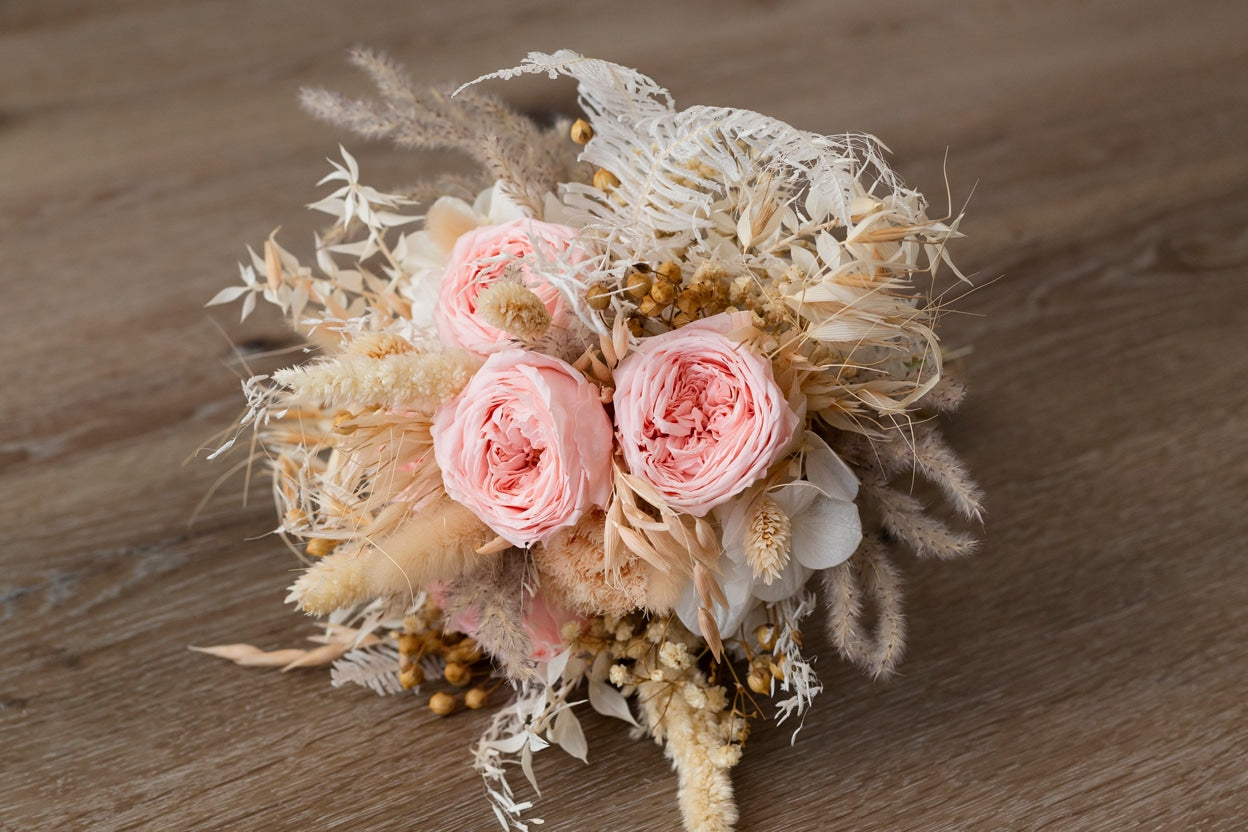 blumenstrauß hochzeit 