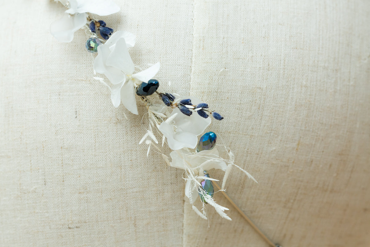 lavendel haarschmuck braut hochzeit