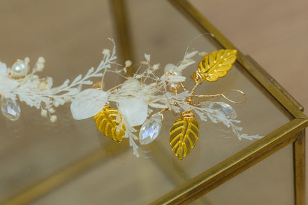 haarschmuck blumen gold farben