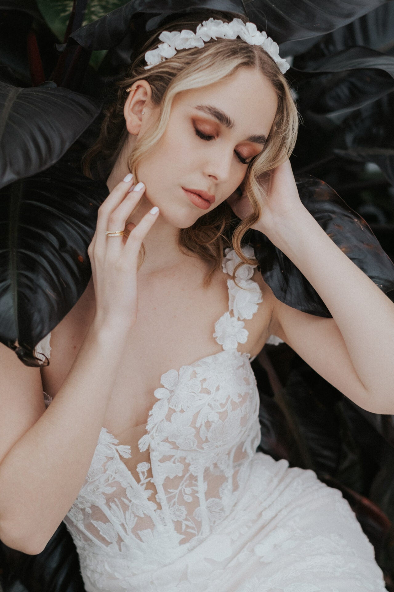 blumenkranz im haar hochzeit