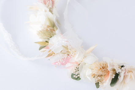 haarkranz aus trockenblumen 