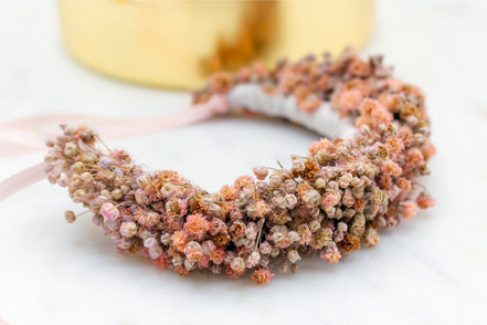 blumen armband scheierkraut