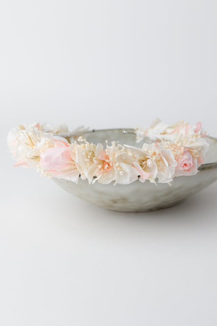 blumenkranz im haar hochzeit