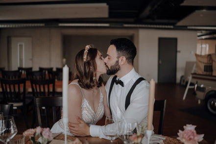 hochzeit blumenkranz haare