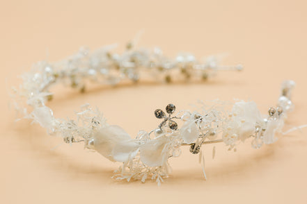 blumen haarreif echte blumen hochzeit