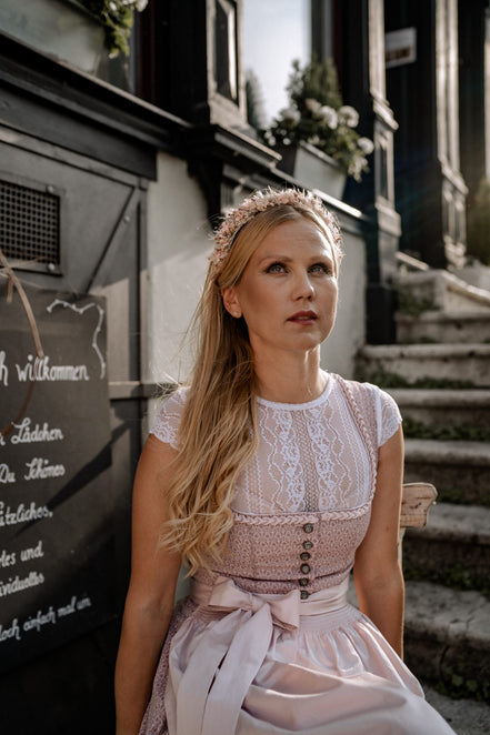 echter blumenschmuck haare dirndl