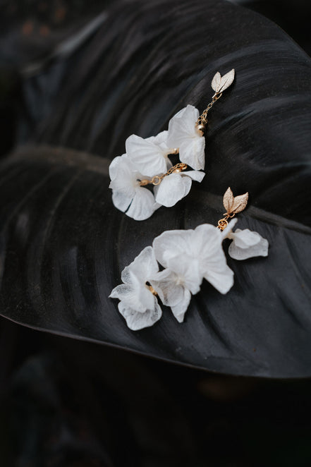 weiße blumen ohrringe