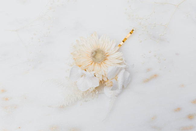 echter-haarschmuck-trockenblumen