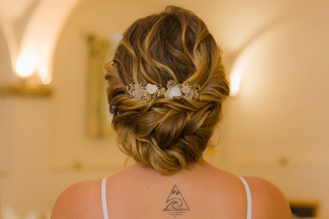 Braut Haarranke Trockenblumen Perlen Hortensien Hochzeit