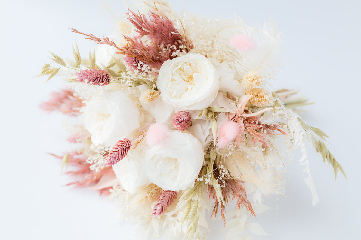 Blumenstrauß hochzeit boho braut