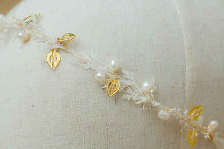 Braut haarband blumen gold