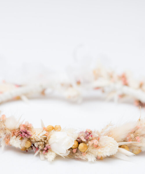 Blumenkranz hochzeit braut trockenblumen