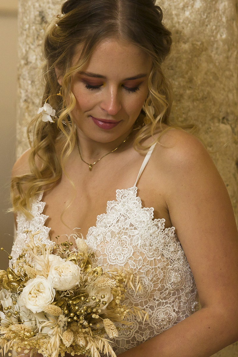 nachhaltiger Brautstrauß trockenblumen gold weiß