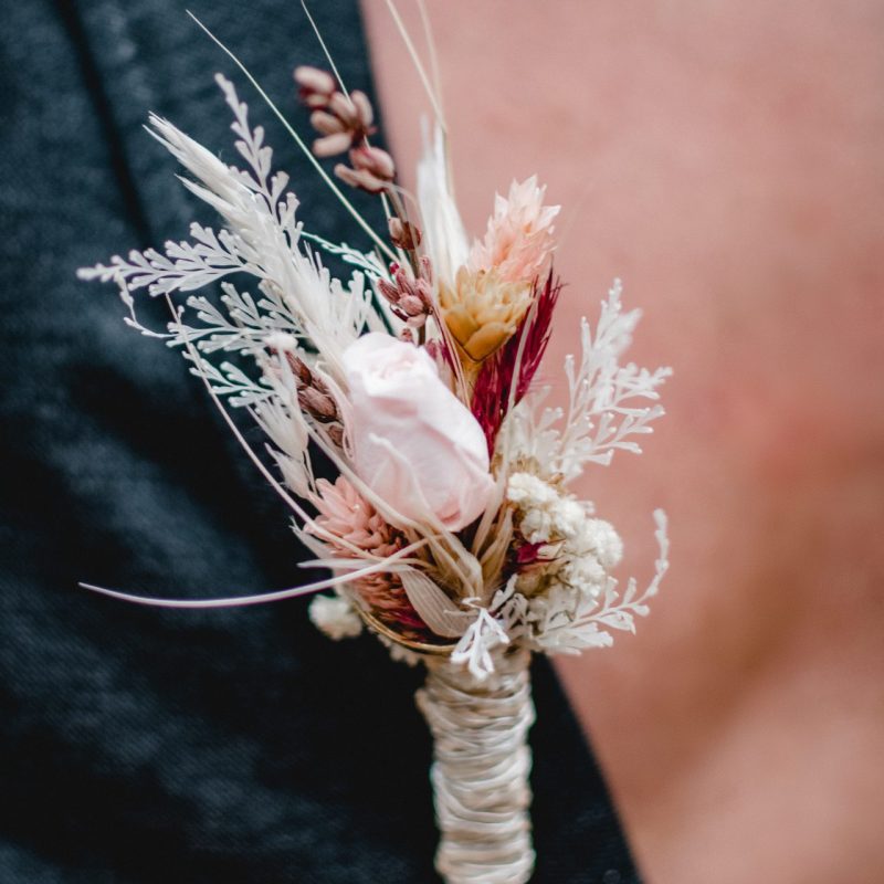 Bräutigam anstecker Blume