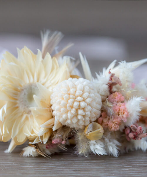 armband aus blumen brautjungfer