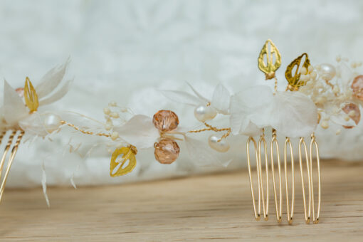 Haarschmuck brautfrisur hinterkopf Trockenblumen