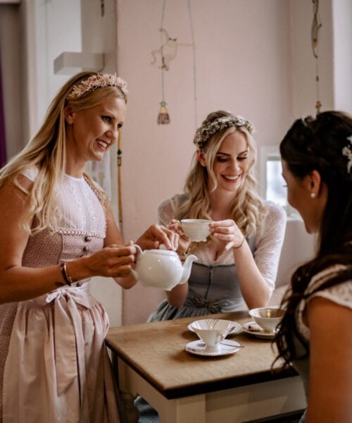 dirndl blumen haarschmuck