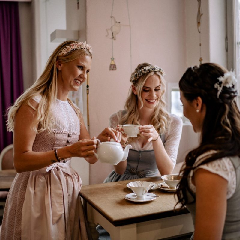 dirndl blumen haarschmuck