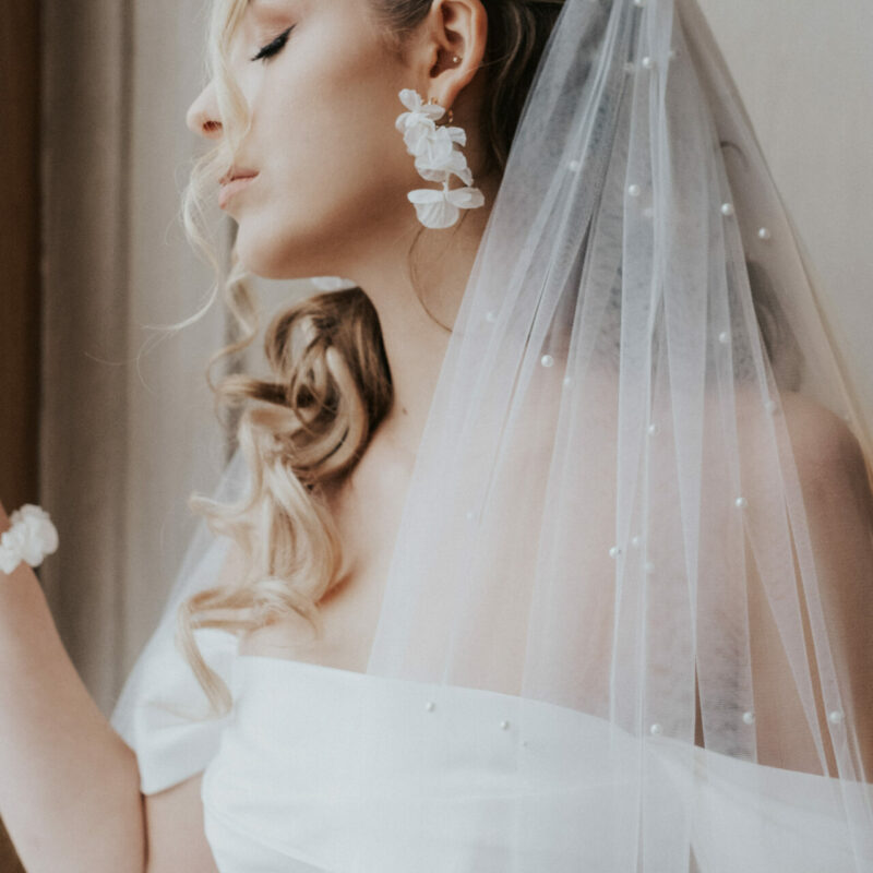 weiße blumen ohrringe hochzeit